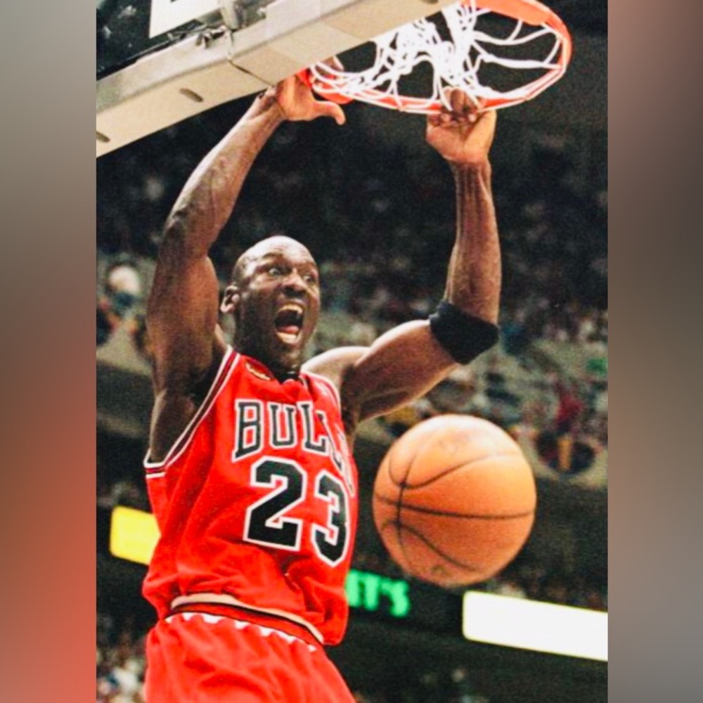 MICHAEL JORDAN CHICAGO BULLS VINTAGE ULTRA PREMIUM GLOSSY NBA 8.5x11 POSTER SET!